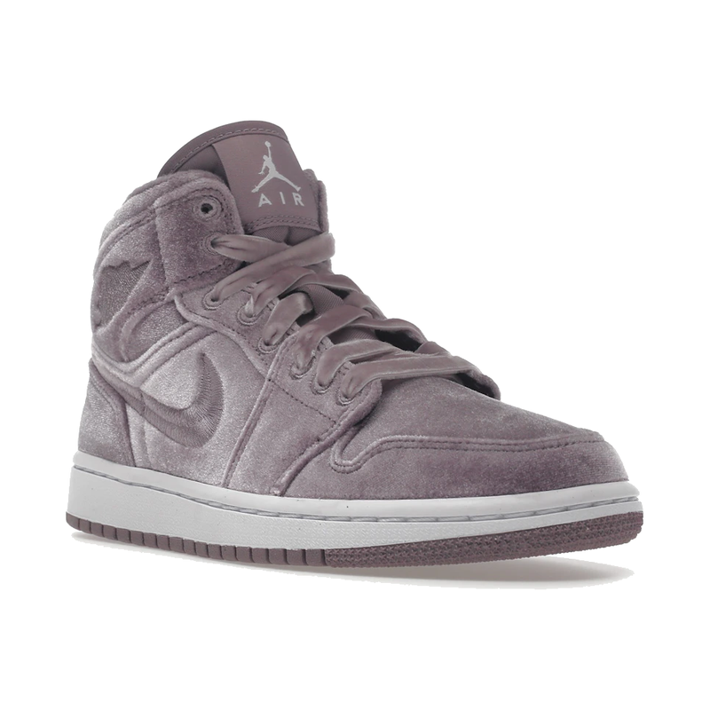 Air Jordan 1 Mid SE Purple Velvet