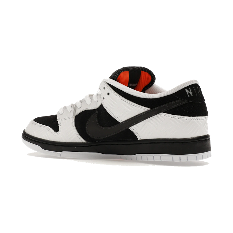 Nike SB Dunk Low TIGHTBOOTH