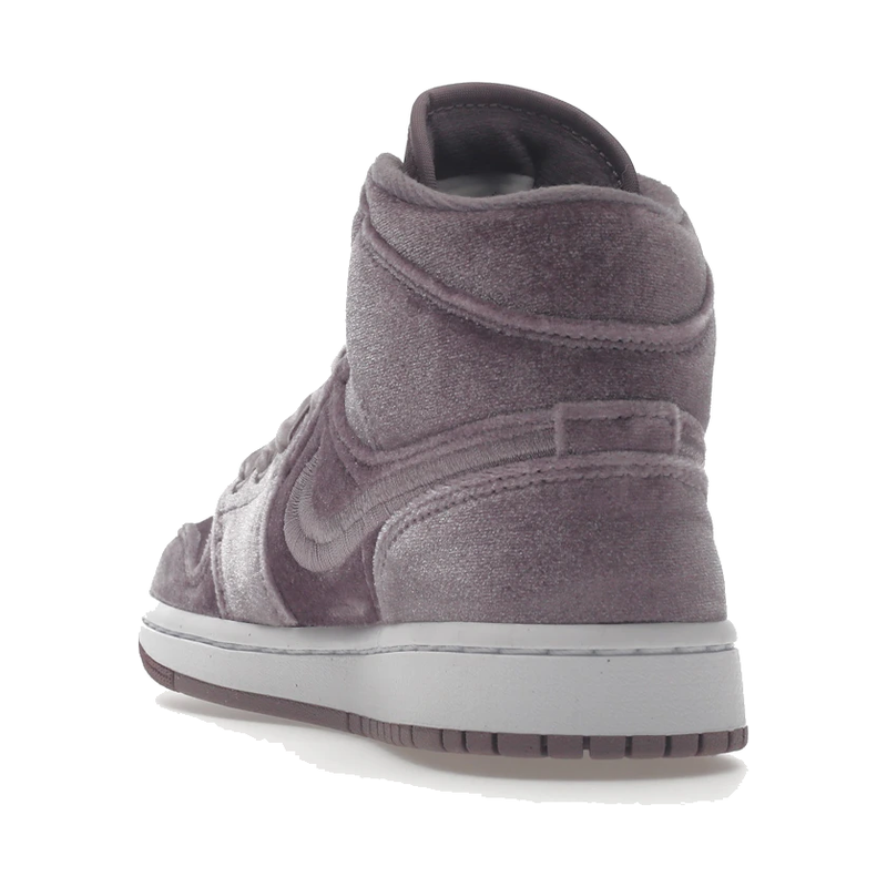 Air Jordan 1 Mid SE Purple Velvet