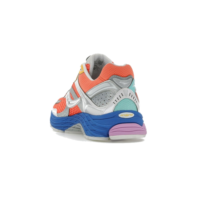 Saucony ProGrid Omni 9 Orange Multi