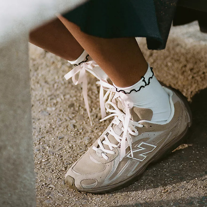 New Balance 204L Mushroom